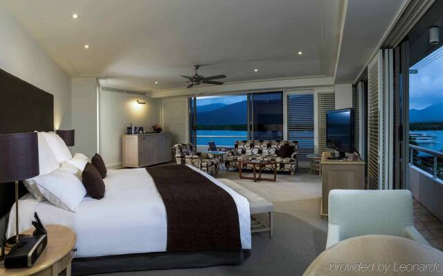 Pullman Reef Hotel Casino