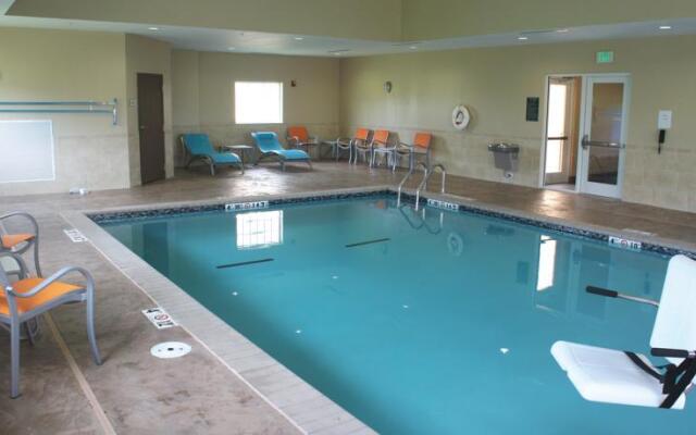 La Quinta Inn & Suites Clinton