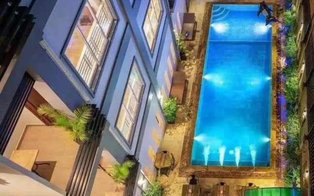 Nico's Hotel 2