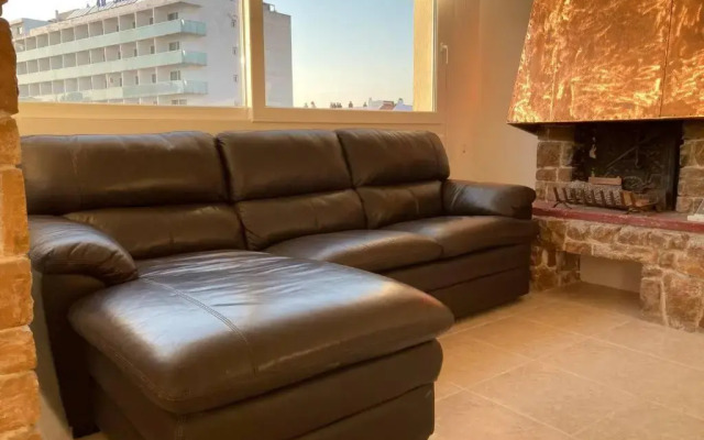 Apartamento con terraza y vistas al mar - Tree House Salou