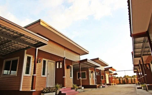 Rojanavee Resort