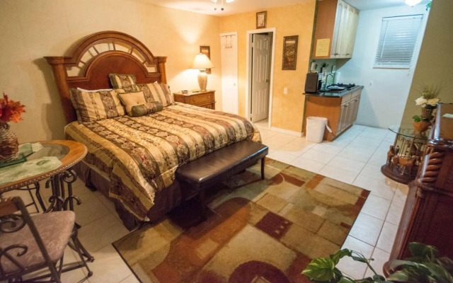 Camelot Beach Suites