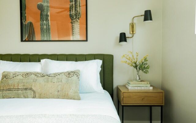 Cheery Lynn - Daisy in Phoenix