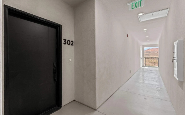 Terra Vista Stay for 8