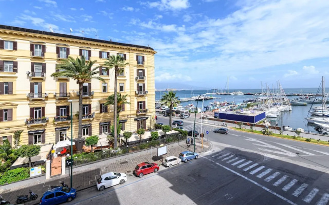 Piazza Sannazzaro 200 - Monet