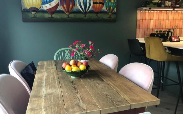 Boutique home near Chichester centre