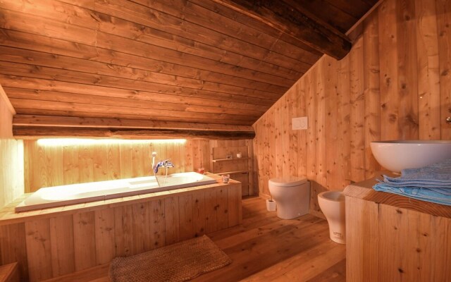 Amazing Home in Tiglieto With 4 Bedrooms