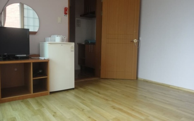 Naksan Crova Condotel