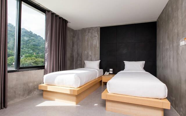 B2 Phuket Boutique & Budget Hotel