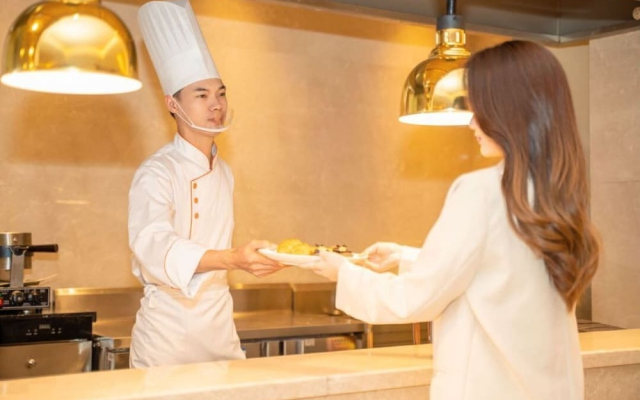 Vienna Hotel Shenzhen Luohu port