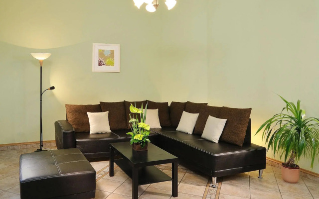 Baross City Apartments