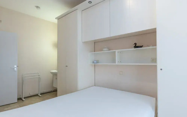 Cosy Apartment With Sunny Terrace