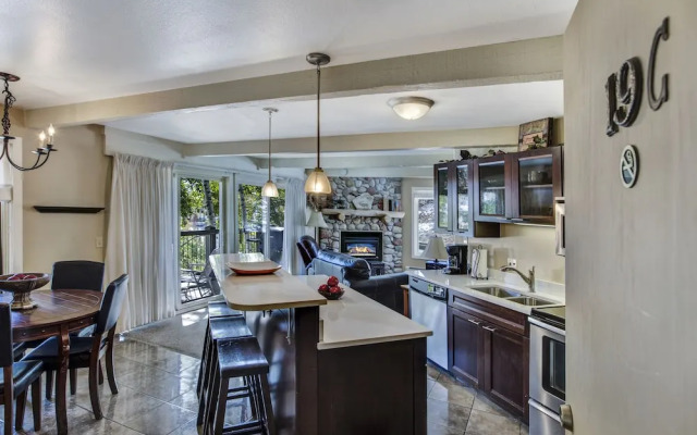 Woodbridge Condos by Snowmass Vacations