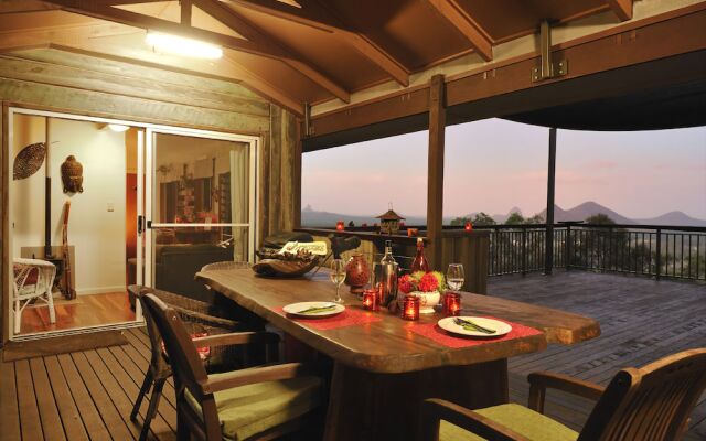 Uluramaya Retreat Cabins
