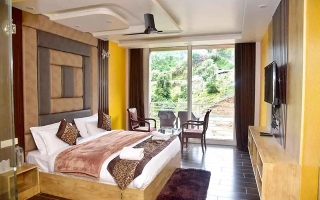 Sterling Shivalik Chail