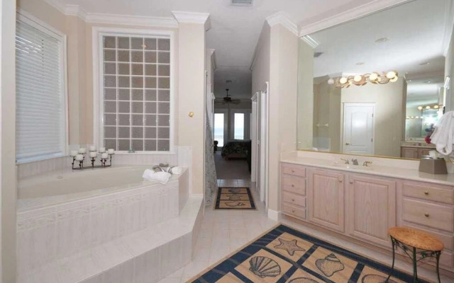 Ocean Delight - Four Bedroom Home