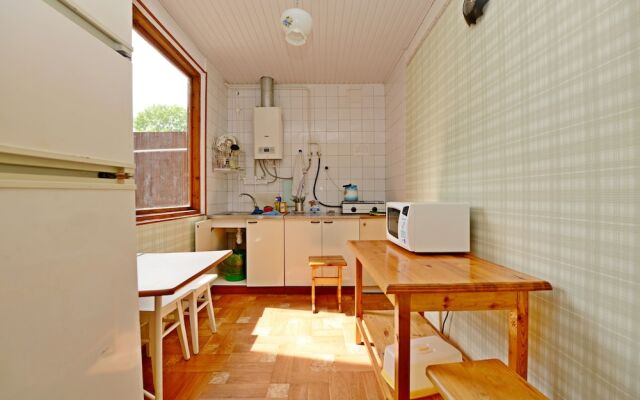 Guest House on Chernomorskaya Ulitsa