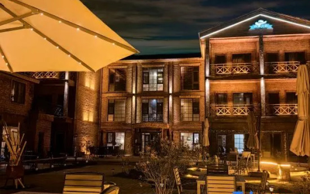 Western Meadow Resort