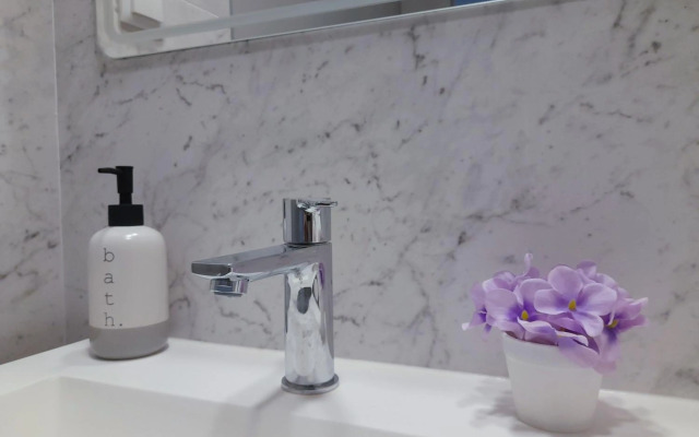 White Design Apartment