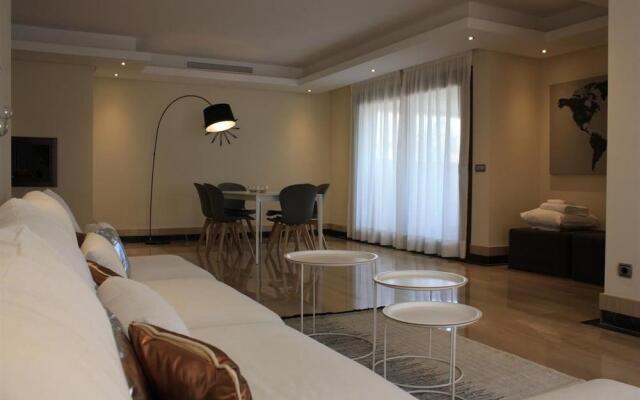 Apartment with Private Swimming Pool