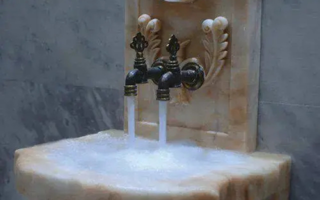 Belde Hotel and Convention Center