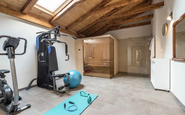 Villa in Sukosan With Sauna and Pool