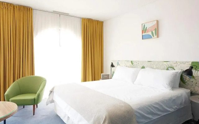 Hotel Ravesis
