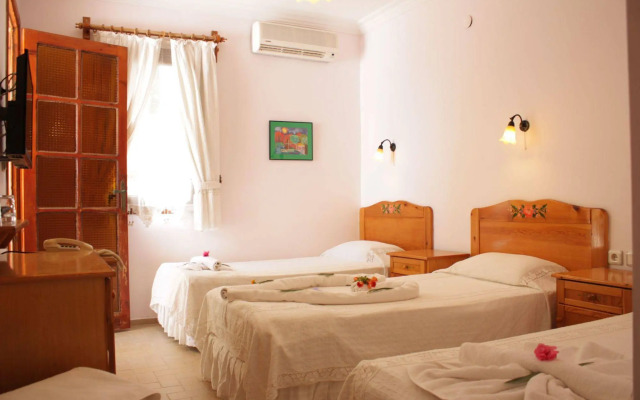 Toloman Hotel Bitez Beach