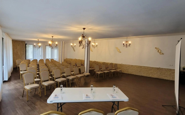 Hotel Soimul