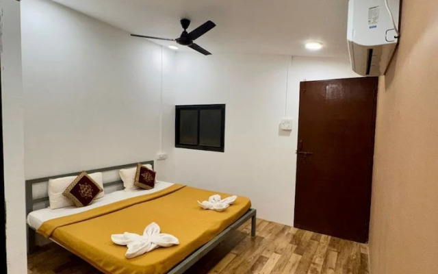 Lost Paradise A Social Hostel