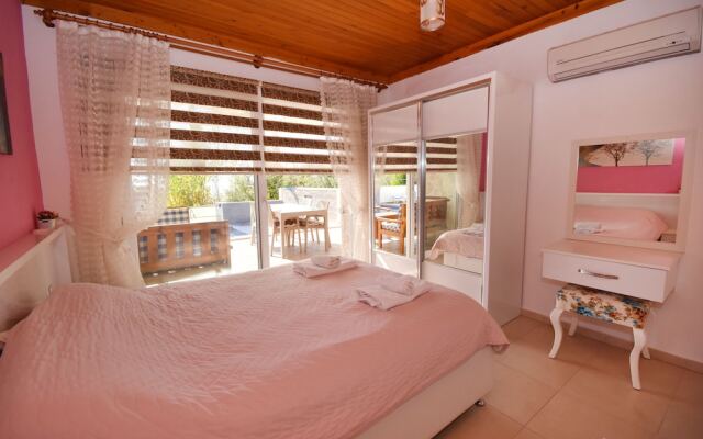 Villa Bengu by Helaltatilvillari