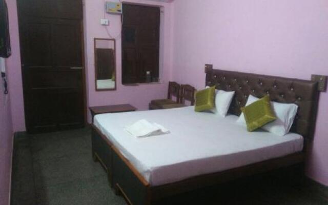 Hotel Gokul Grand