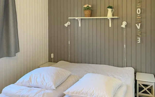 8 Person Holiday Home in Vaeggerlose