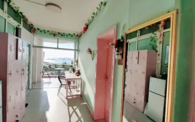 Golden Bay Youth Hostel (Sanya Phoenix Island)