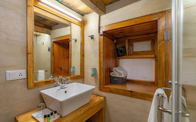 StayVista at DAAFI House with Comp Breakfast