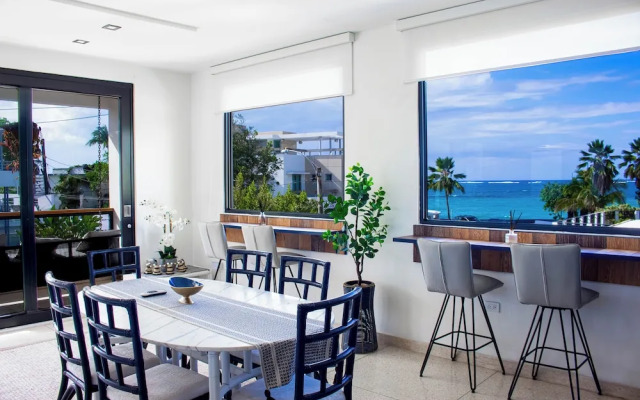 Villa Azure Ocean Suites