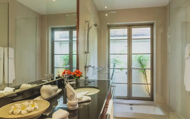 Bangtao Private Villas