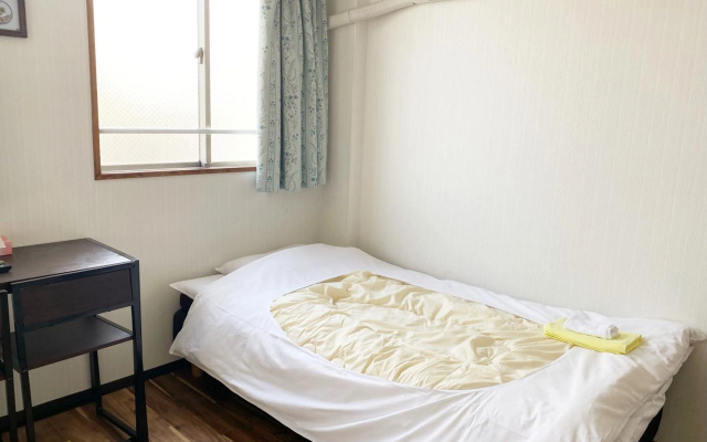 Hotel Mikado - Hostel – Guest Rooms – Osaka