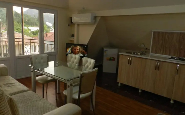 Nia Guest House