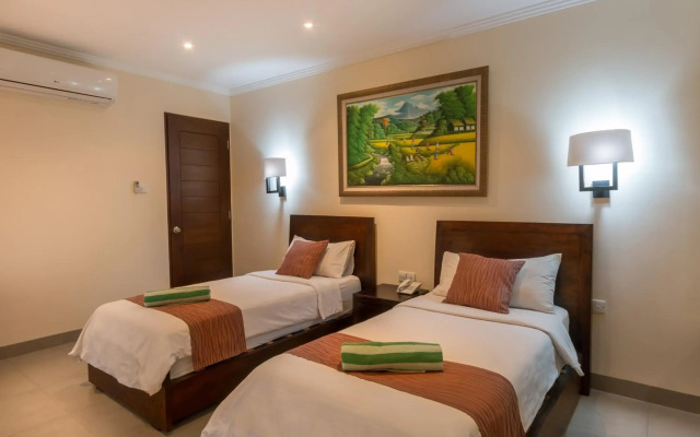 Peninsula Bay Resort