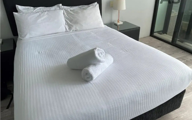 Circle on Cavill - Apartment Stay Private