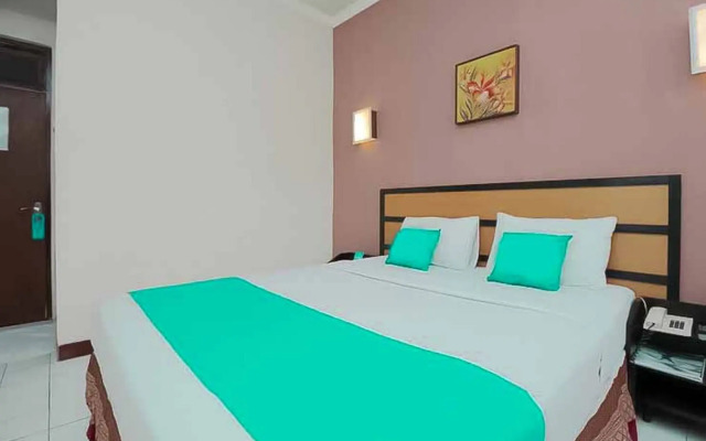 Hotel Lestari Near Lippo Plaza Mall Jember