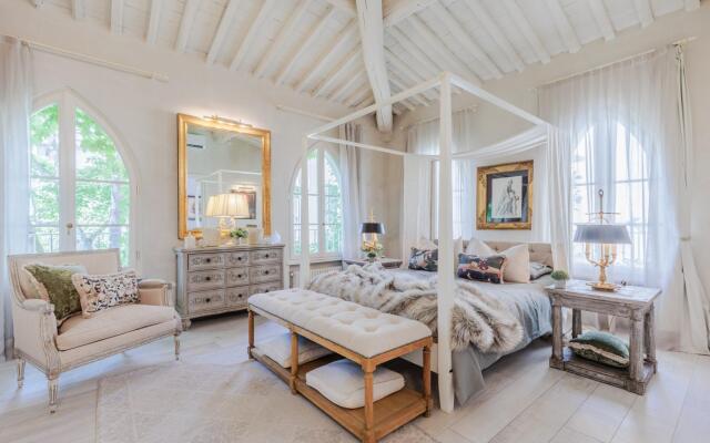 La Casina in Lucca With 2 Bedrooms and 3 Bathrooms