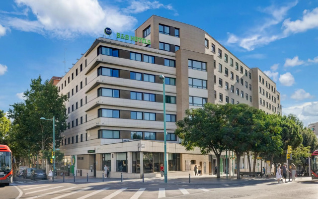 B&B HOTEL Zaragoza Centro