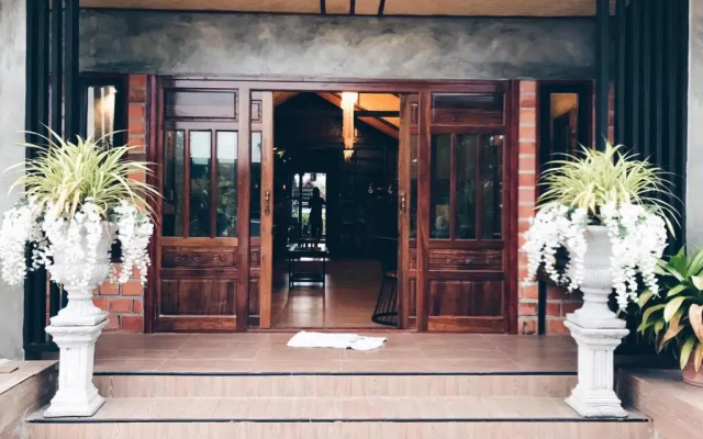 Khum Lanna Boutique Hotel