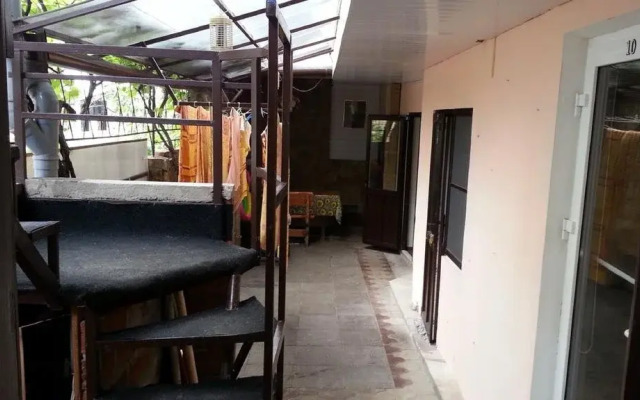 Vinogradnaya Loza Guest House