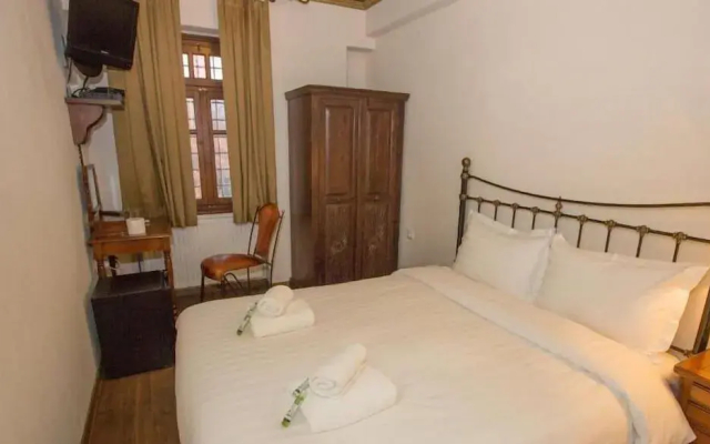Arkefthos Mountain Hotel