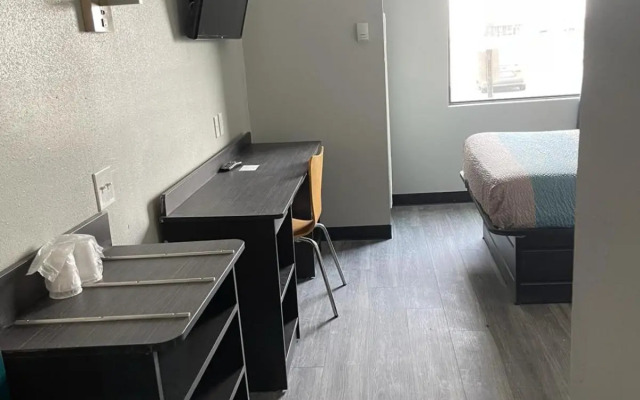 Motel 6 Caseyville, IL - Caseyville Il