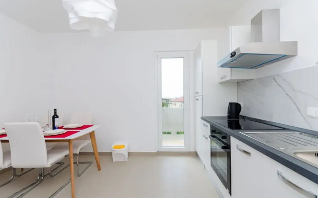 Apartments and Rooms Bianca