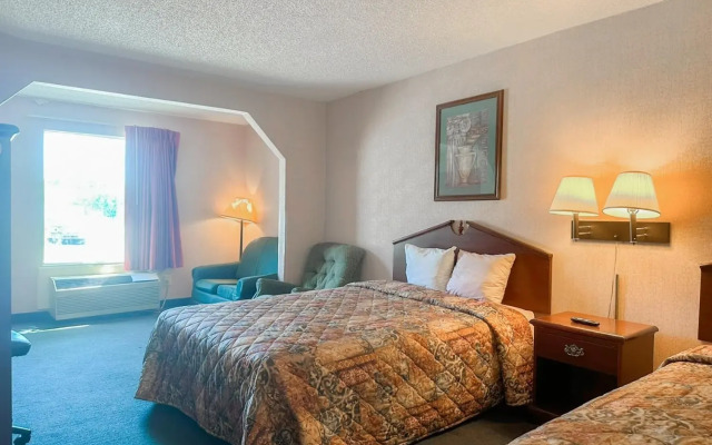 OYO Hotel East Macon I-75